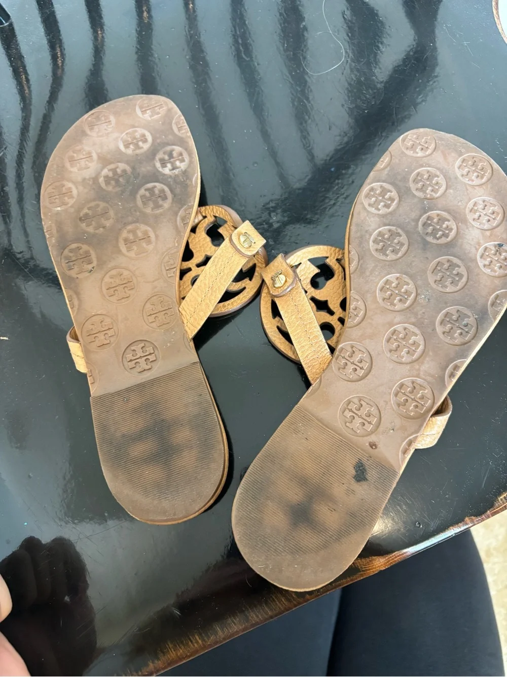 Tory Burch Tan Leather Logo Thong Sandals with Cutout Medallion